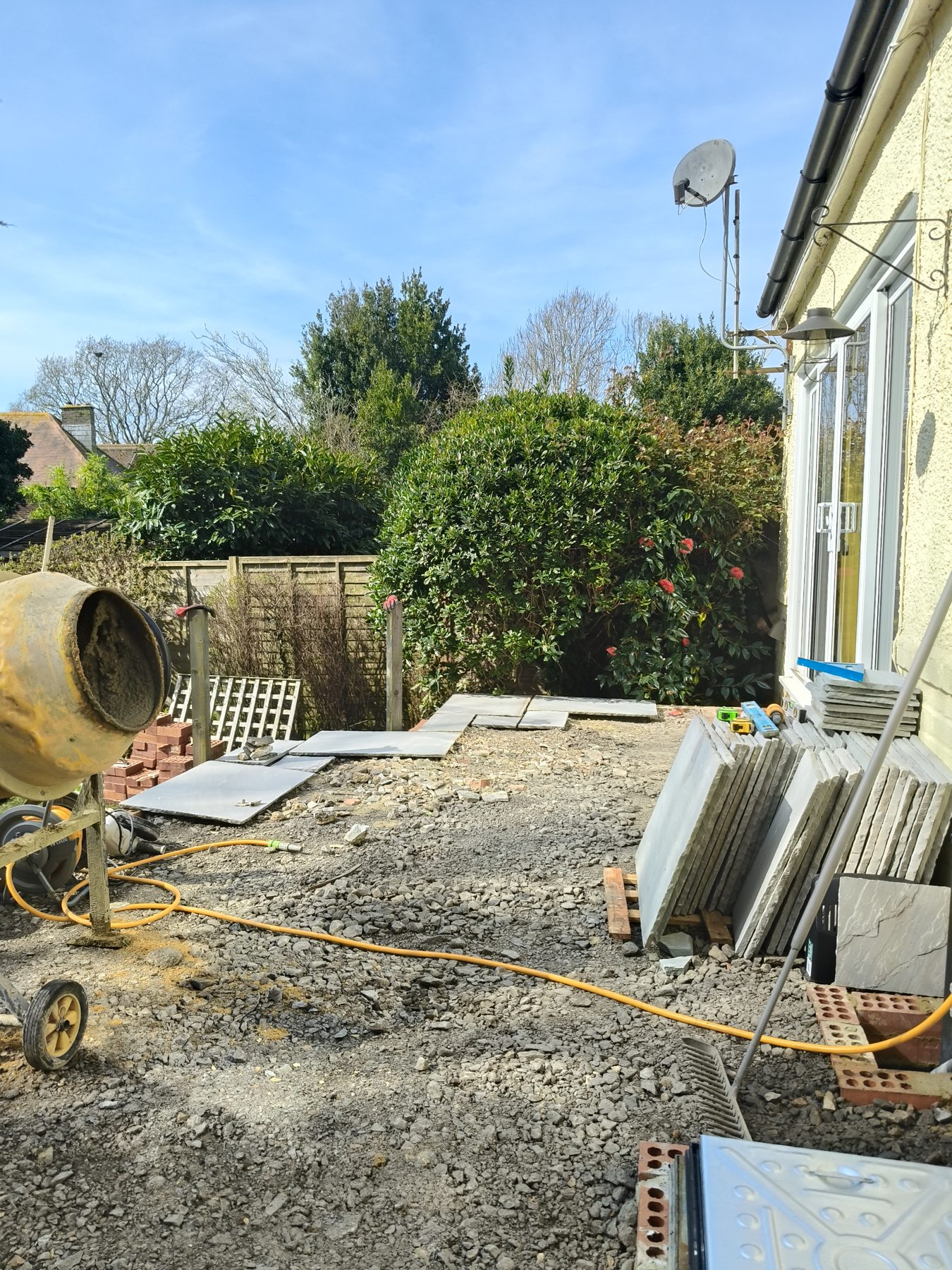 Landscaping and fencing project photo 1
